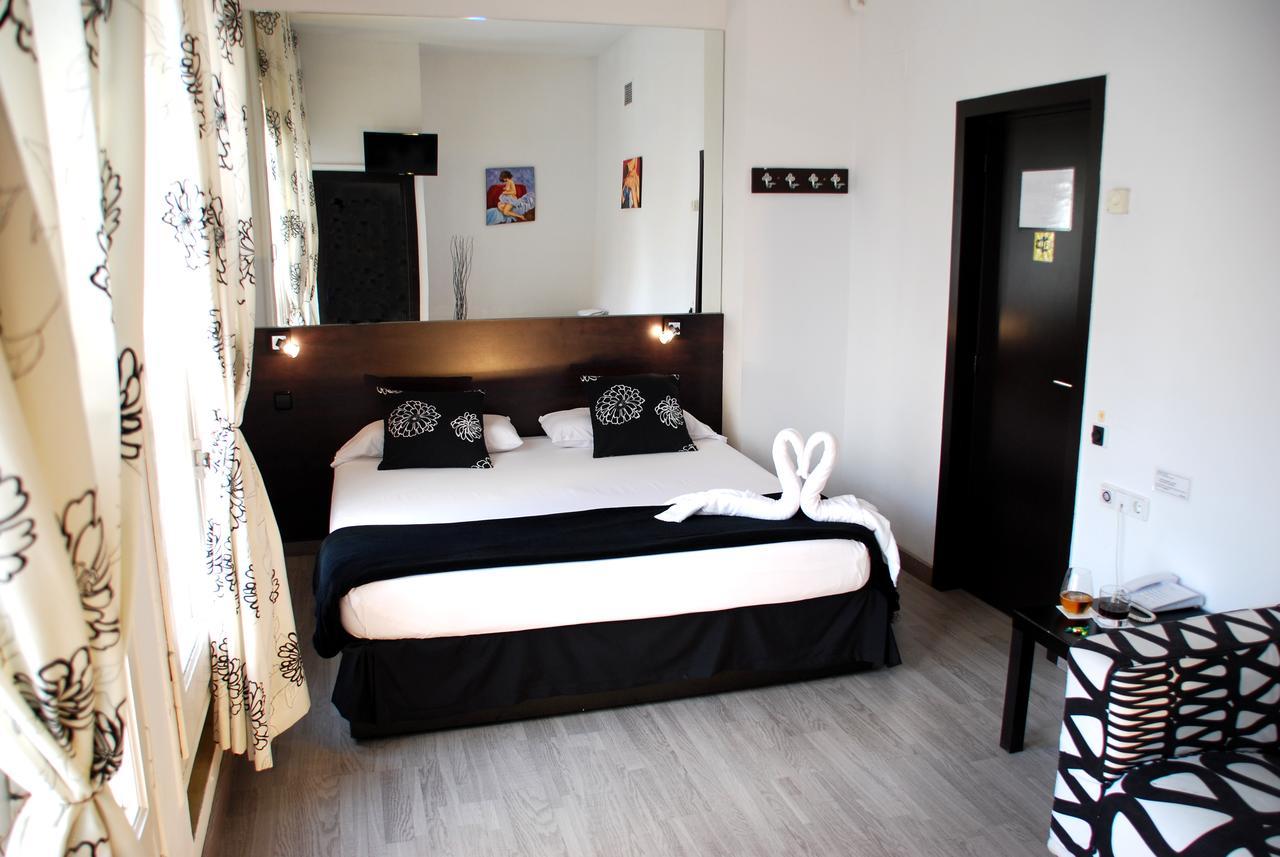 Hotel Casita Amarilla Barselona Dış mekan fotoğraf