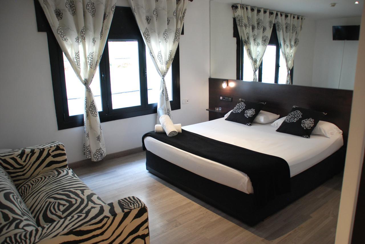 Hotel Casita Amarilla Barselona Dış mekan fotoğraf